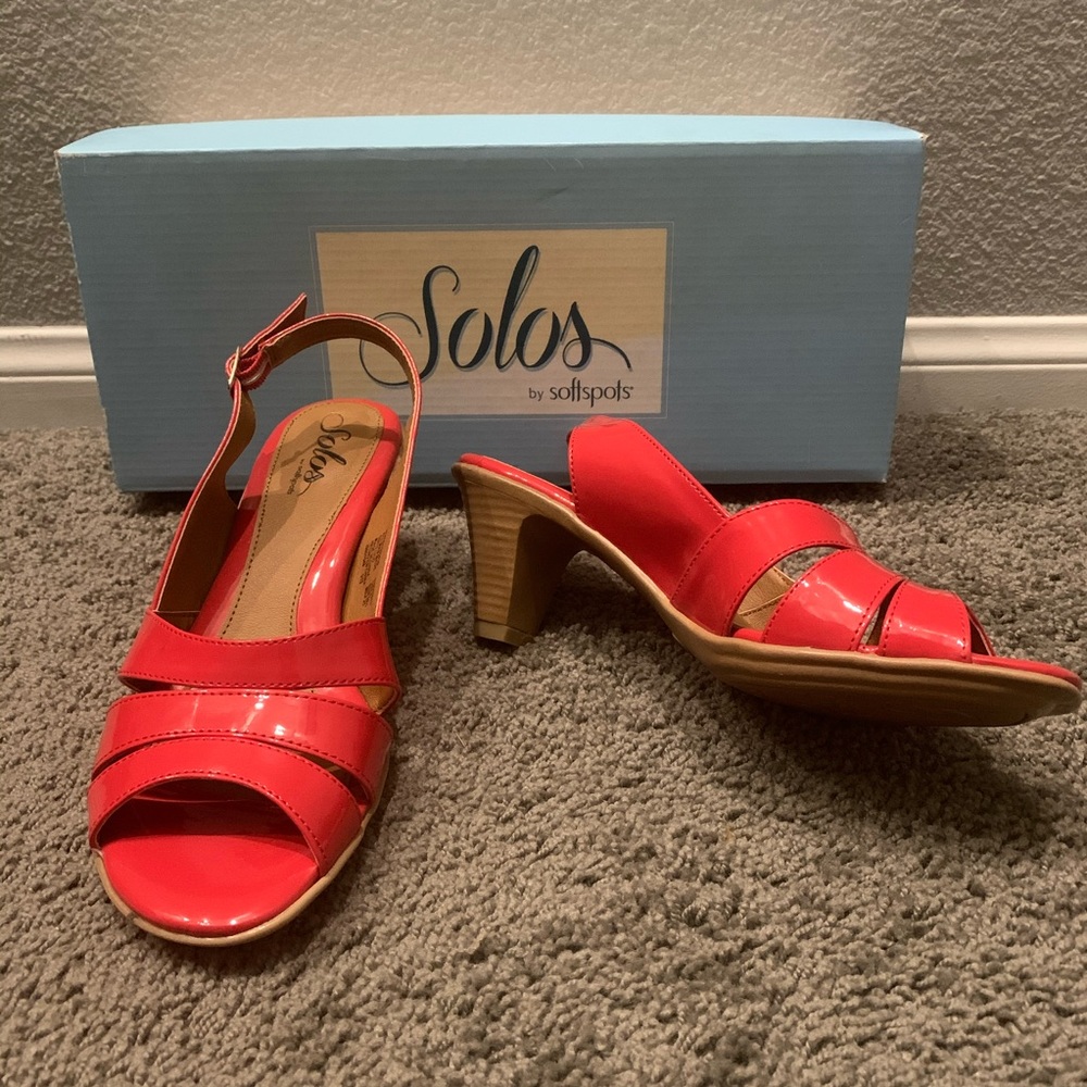 Solos sling back heels NIB